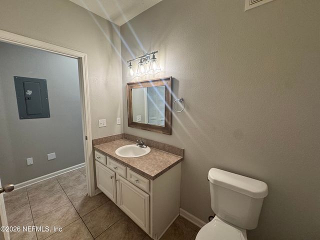 5006 KEY LIME Drive 305, Jacksonville, FL 32256