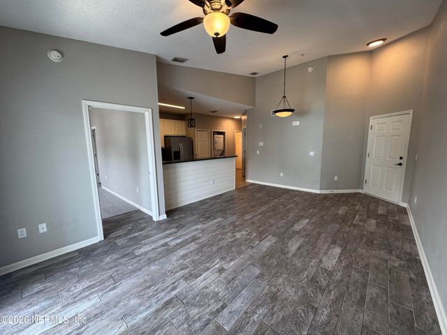 5006 KEY LIME Drive 305, Jacksonville, FL 32256