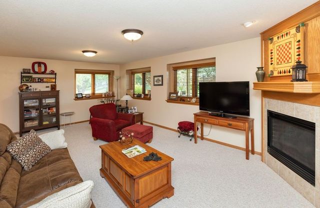4601 154th Street, Urbandale, IA 50323