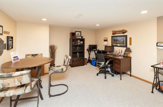 4601 154th Street, Urbandale, IA 50323