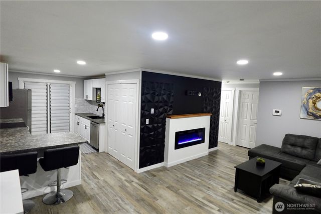 9023 11TH Street NE, Lake Stevens, WA 98258