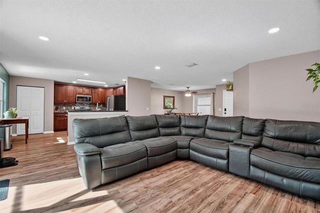 5 BURTON PLACE, Palm Coast, FL 32137