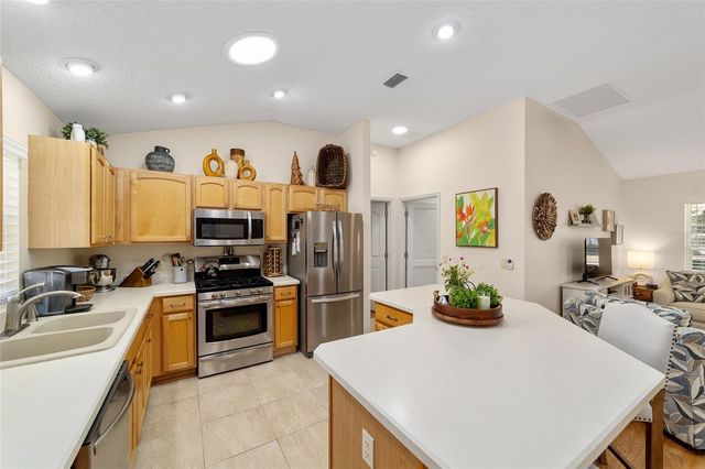 3183 HATCH LANE, The Villages, FL 32162