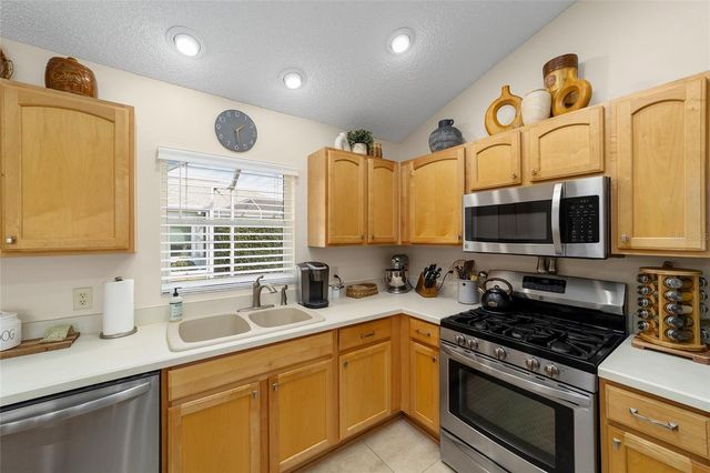 3183 HATCH LANE, The Villages, FL 32162