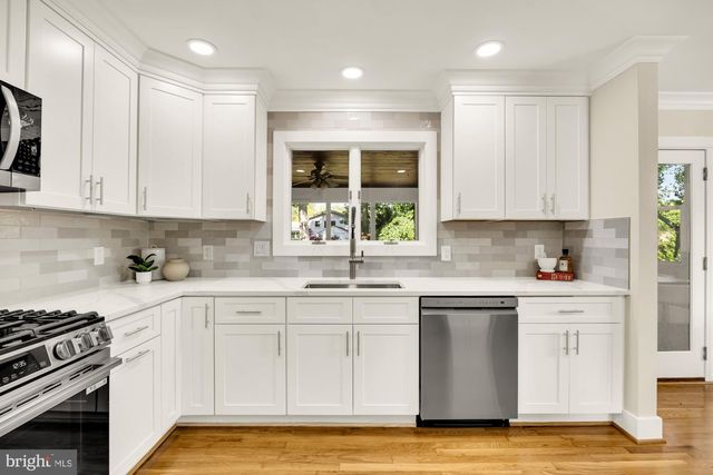 2435 SHENANDOAH ST, Vienna, VA 22180