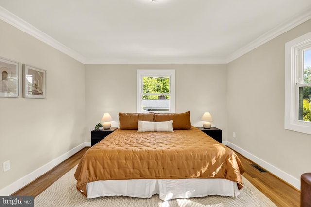 2435 SHENANDOAH ST, Vienna, VA 22180