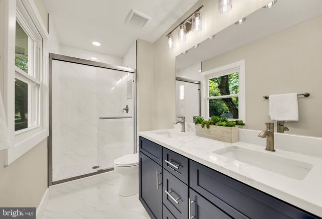 2435 SHENANDOAH ST, Vienna, VA 22180