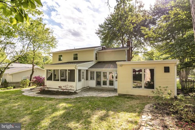 2435 SHENANDOAH ST, Vienna, VA 22180