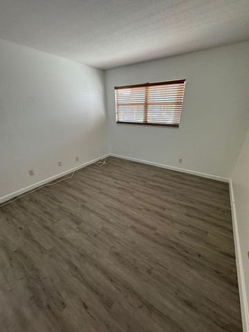 201 BRITTANY E, Delray Beach, FL 33446