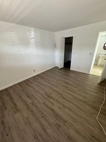 201 BRITTANY E, Delray Beach, FL 33446