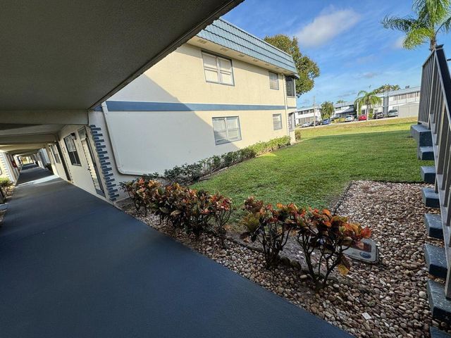 201 BRITTANY E, Delray Beach, FL 33446