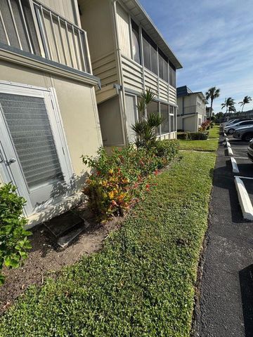 201 BRITTANY E, Delray Beach, FL 33446