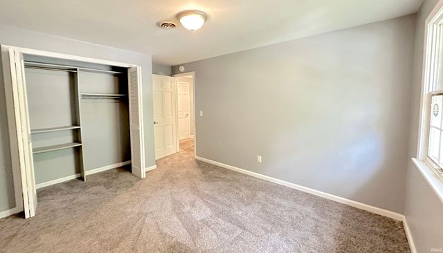 6427 Monarch Drive, Fort Wayne, IN 46815