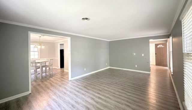 6427 Monarch Drive, Fort Wayne, IN 46815