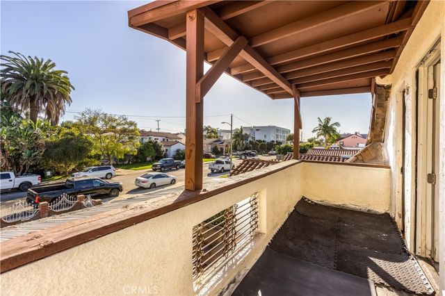 2651 Flower Street, Huntington Park, CA 90255
