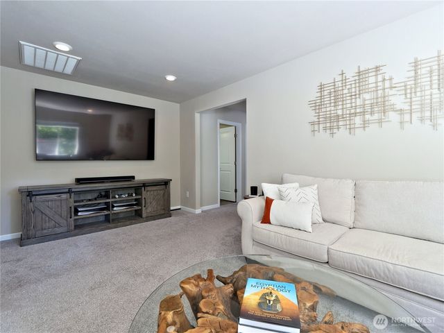 9932 15th Place SE, Lake Stevens, WA 98258