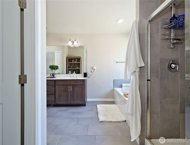 9932 15th Place SE, Lake Stevens, WA 98258