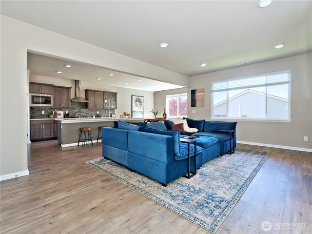 9932 15th Place SE, Lake Stevens, WA 98258