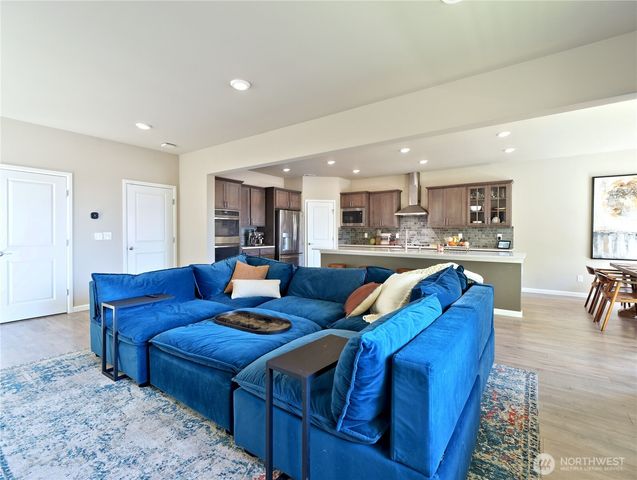 9932 15th Place SE, Lake Stevens, WA 98258