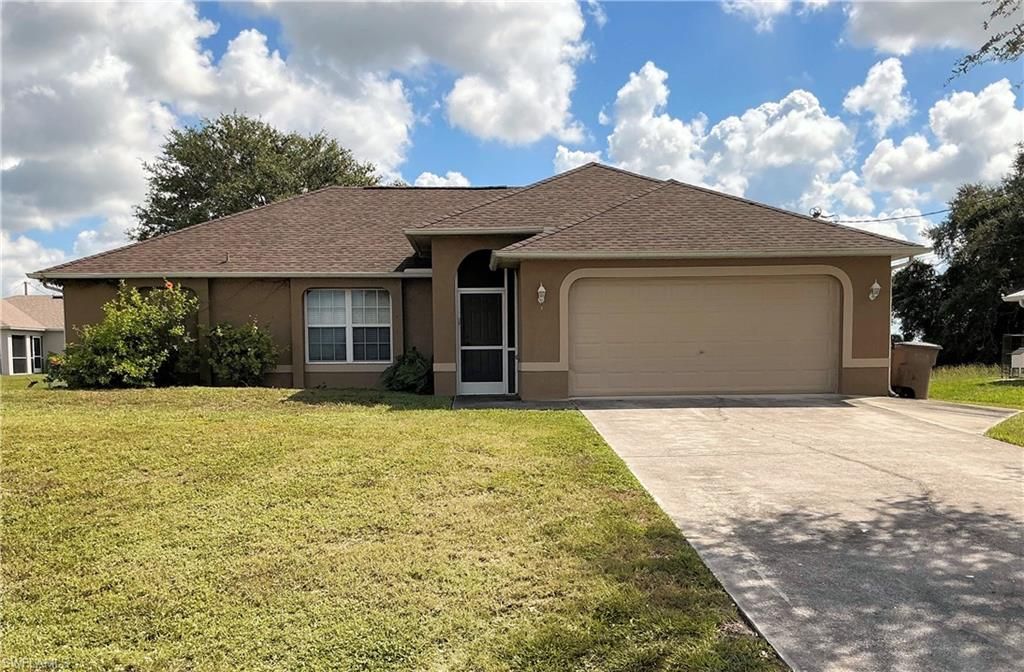 2805 NW 5th PL, Cape Coral, FL 33993