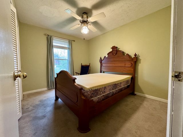 930 Belvedere Dr, Gallatin, TN 37066