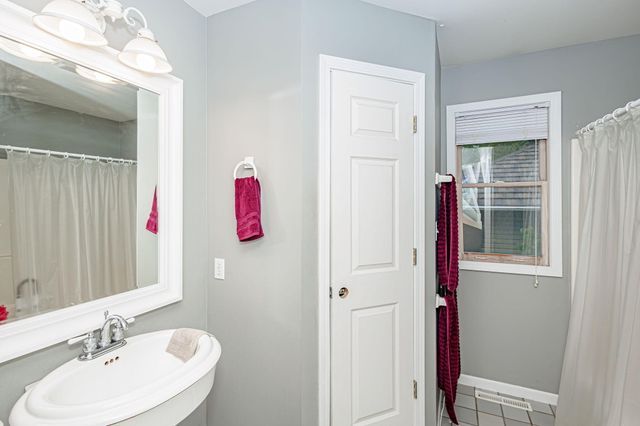 3005 MEGHANN DR, Columbia, MO 65203