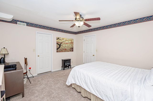 3005 MEGHANN DR, Columbia, MO 65203