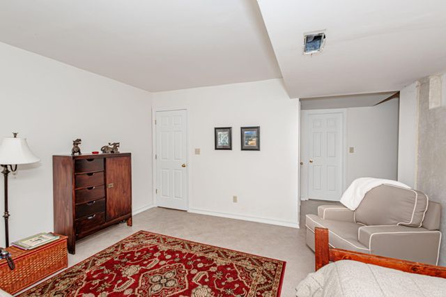 3005 MEGHANN DR, Columbia, MO 65203