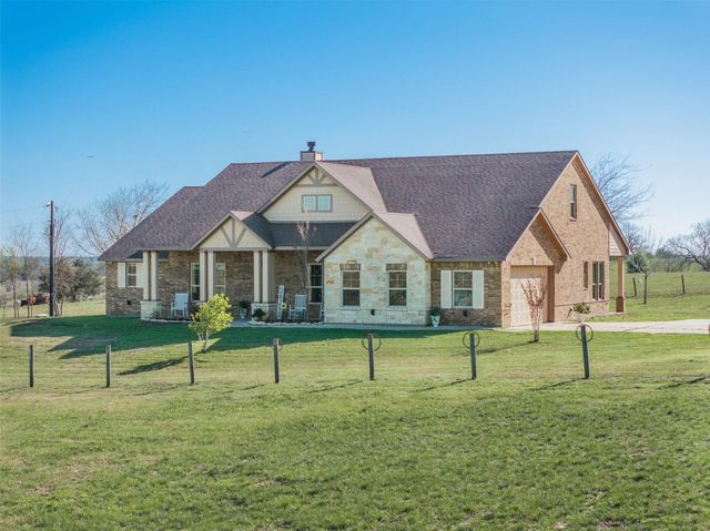 1813 Cemetery Road, Bellville, TX 77418