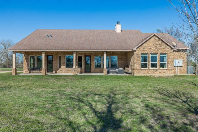 1813 Cemetery Road, Bellville, TX 77418