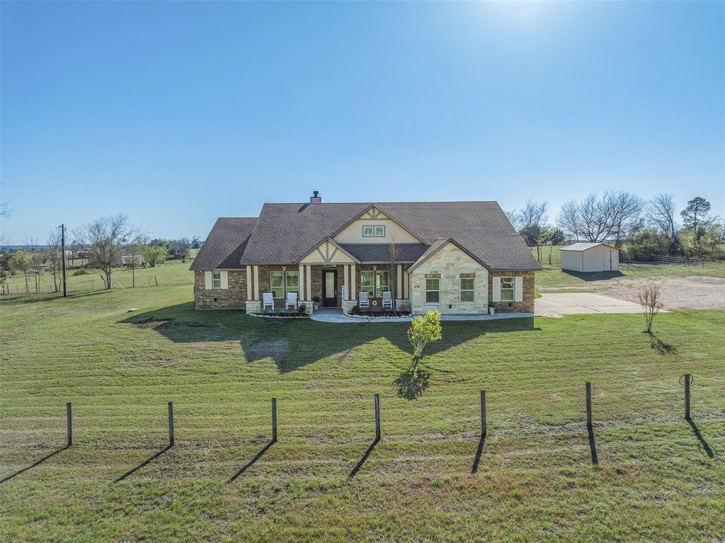 1813 Cemetery Road, Bellville, TX 77418