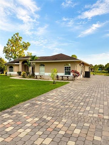 3210 22nd AVE NE, Naples, FL 34120