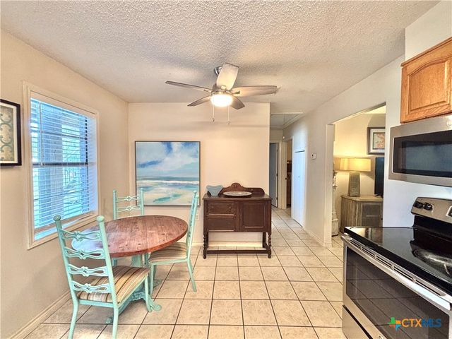 208 N Washington Boulevard, Port O'connor, TX 77982