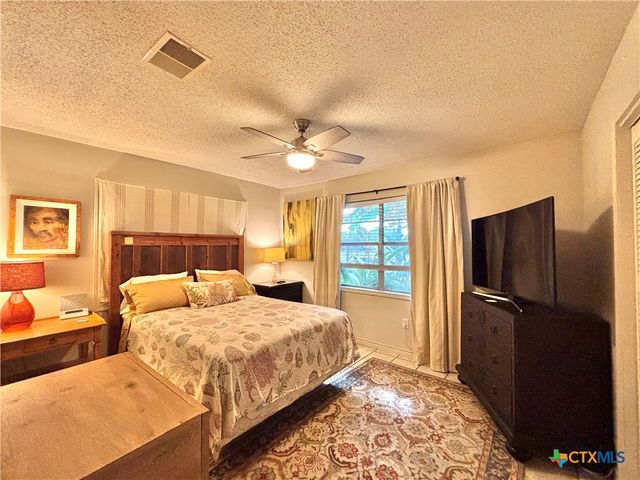 208 N Washington Boulevard, Port O'connor, TX 77982