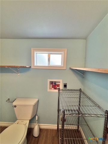 208 N Washington Boulevard, Port O'connor, TX 77982