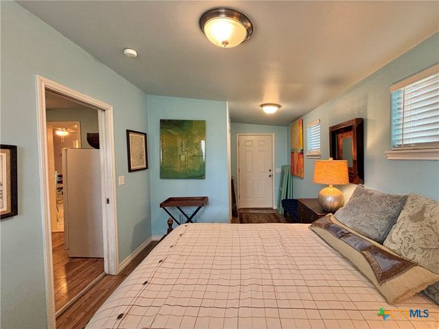 208 N Washington Boulevard, Port O'connor, TX 77982