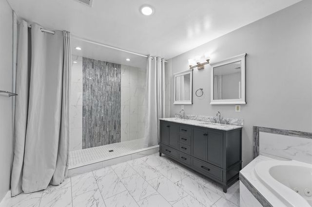 381 County Road 3404, Cleveland, TX 77327