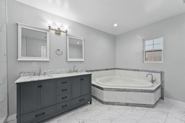 381 County Road 3404, Cleveland, TX 77327