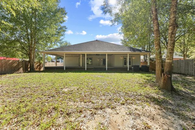 381 County Road 3404, Cleveland, TX 77327