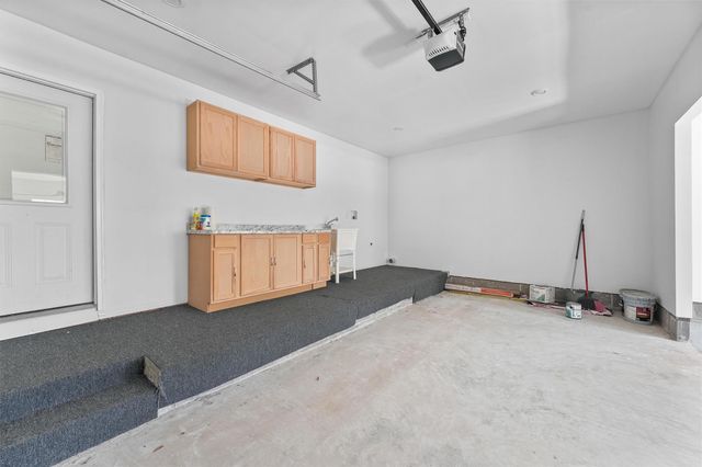 381 County Road 3404, Cleveland, TX 77327