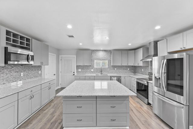 381 County Road 3404, Cleveland, TX 77327