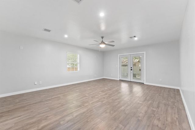 381 County Road 3404, Cleveland, TX 77327