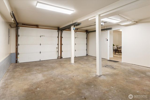 9432 13th Avenue SW, Seattle, WA 98106