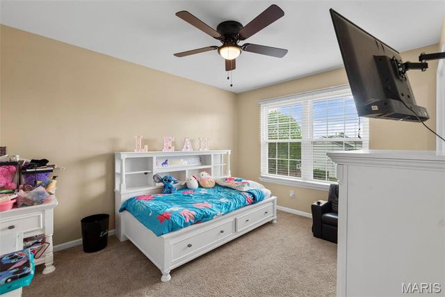 1325 Auburn Hills Drive, St Charles, MO 63304