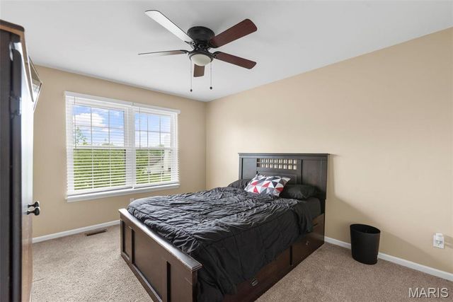 1325 Auburn Hills Drive, St Charles, MO 63304
