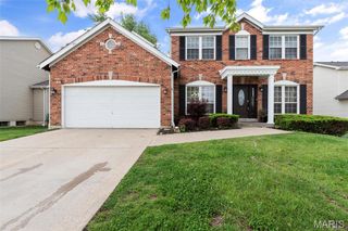 1325 Auburn Hills Drive, St Charles, MO 63304