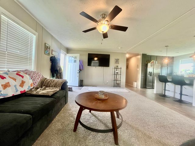 1090 Adkins-Arthur Road, Somerset, KY 42501