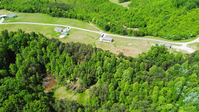 1090 Adkins-Arthur Road, Somerset, KY 42501