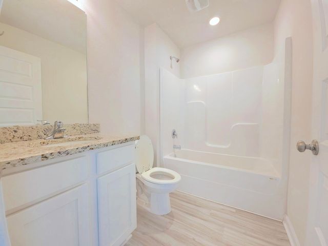 805 Otto Loop Loop, Crestview, FL 32539