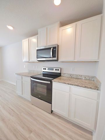 805 Otto Loop Loop, Crestview, FL 32539